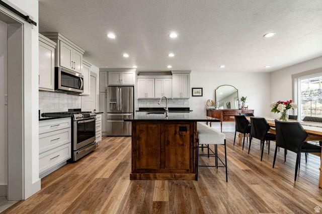 668 N 800 E, Hyde Park, UT 84318