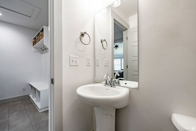 668 N 800 E, Hyde Park, UT 84318