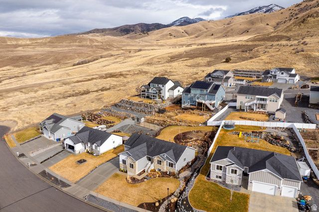 668 N 800 E, Hyde Park, UT 84318