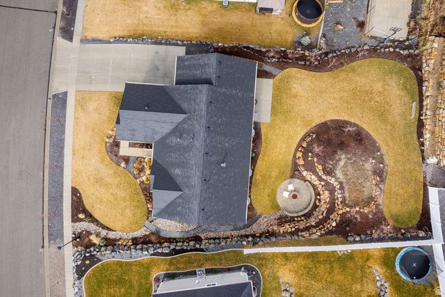 668 N 800 E, Hyde Park, UT 84318