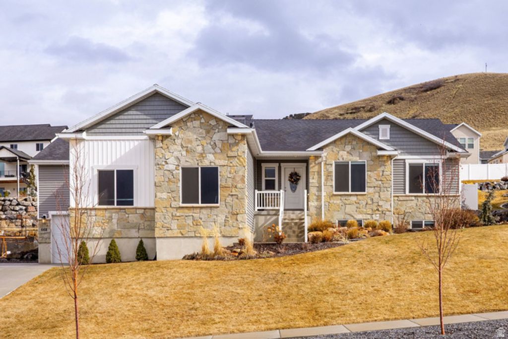 668 N 800 E, Hyde Park, UT 84318