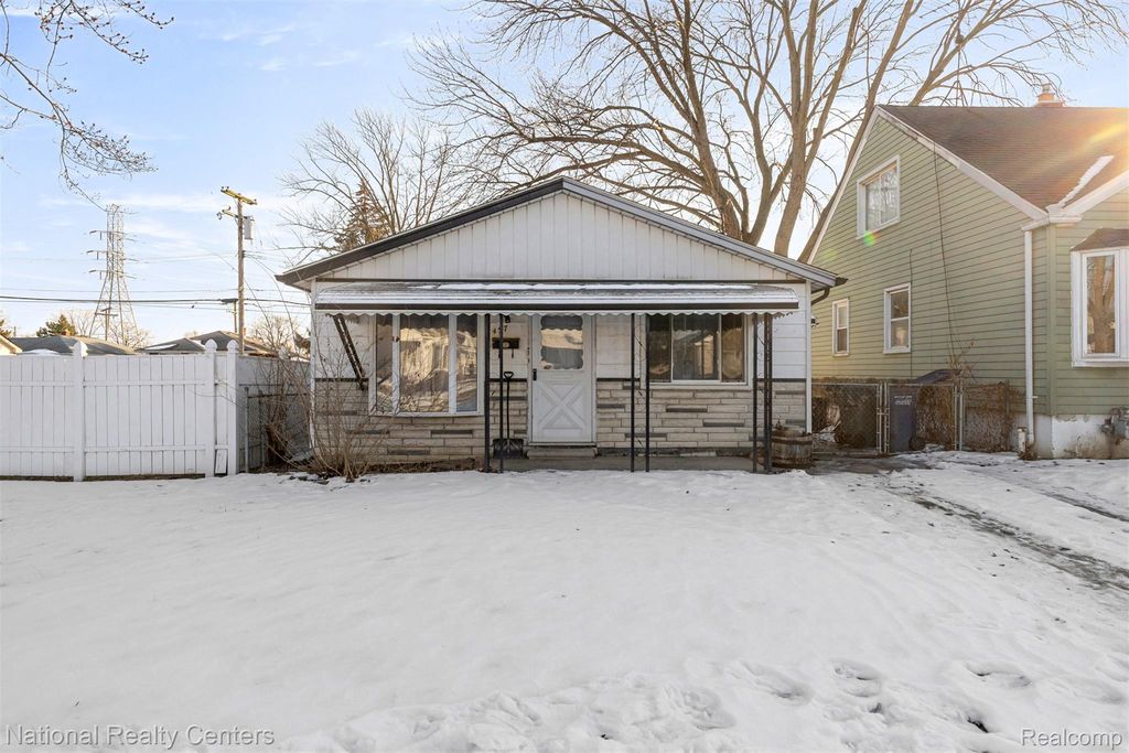 457 Stewart Avenue, Lincoln Park, MI 48146