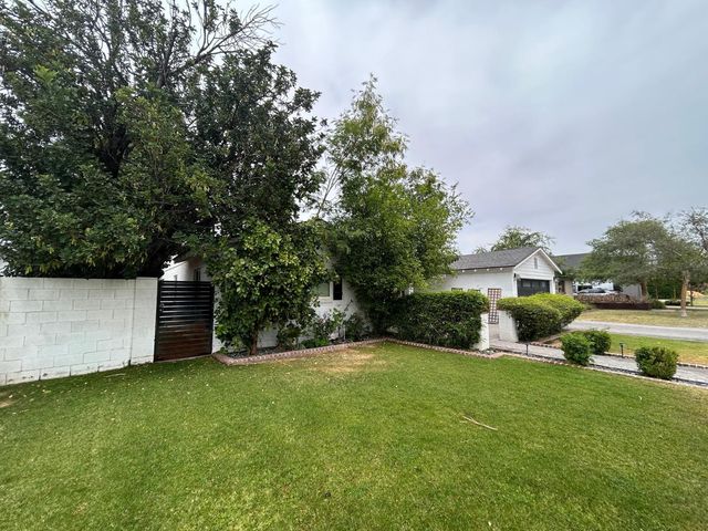 4016 E Avalon Drive, Phoenix, AZ 85018