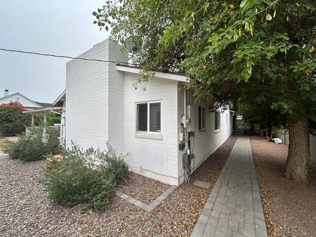 4016 E Avalon Drive, Phoenix, AZ 85018