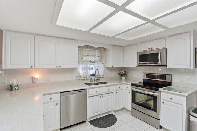 6671 KENT, Inverness, FL 34452