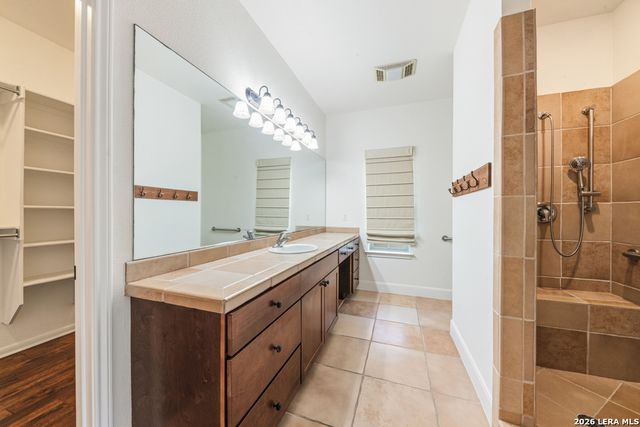 2322 Cotton Blvd., New Braunfels, TX 78130