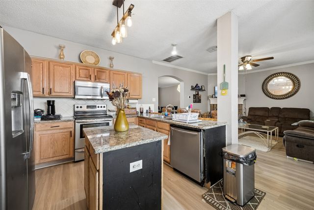 5076 Blanco Drive, Haltom City, TX 76137