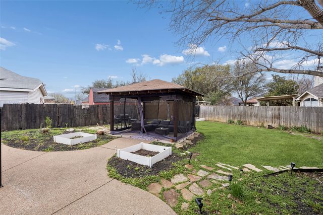 5076 Blanco Drive, Haltom City, TX 76137