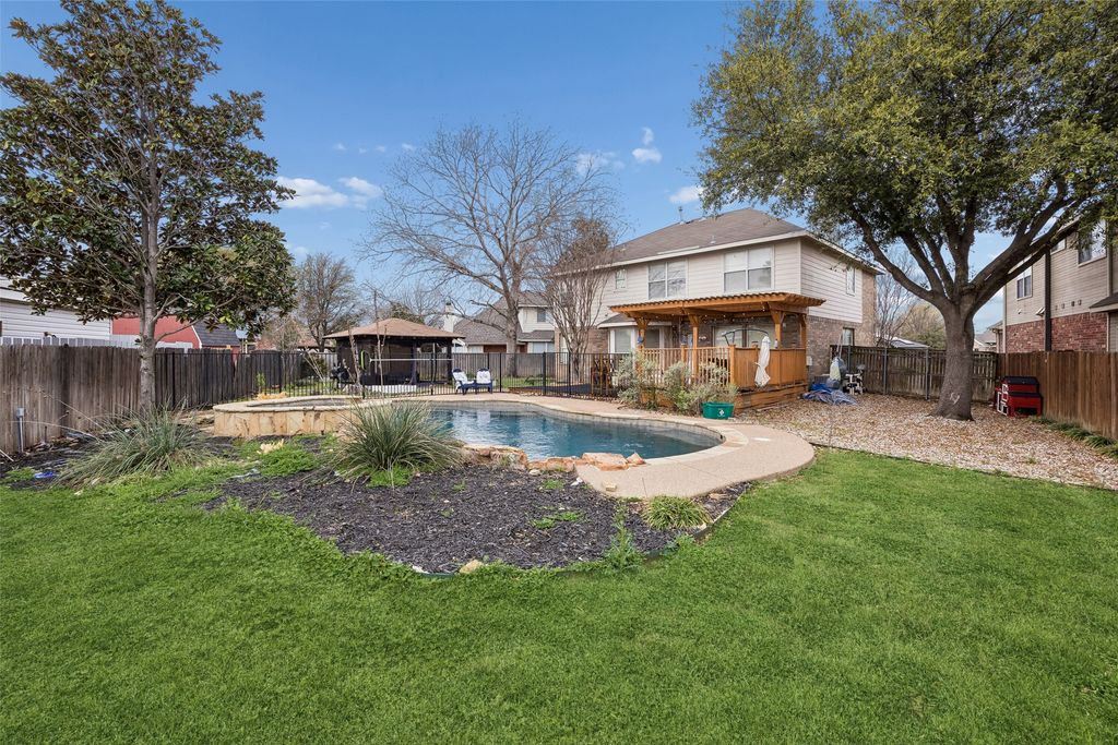 5076 Blanco Drive, Haltom City, TX 76137