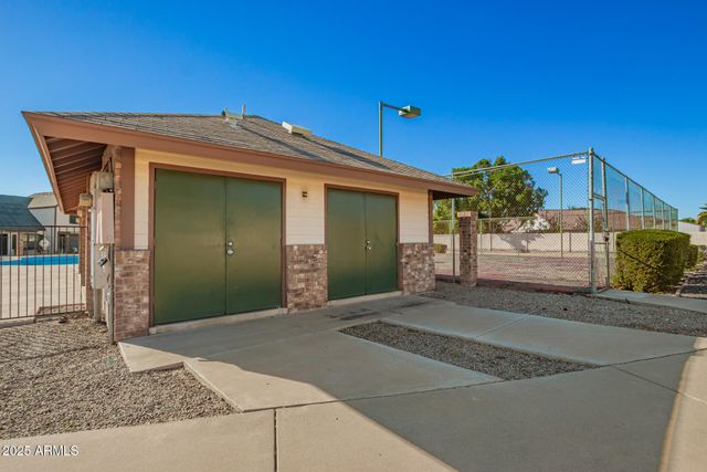 6606 W JAMAICA Drive, Glendale, AZ 85306