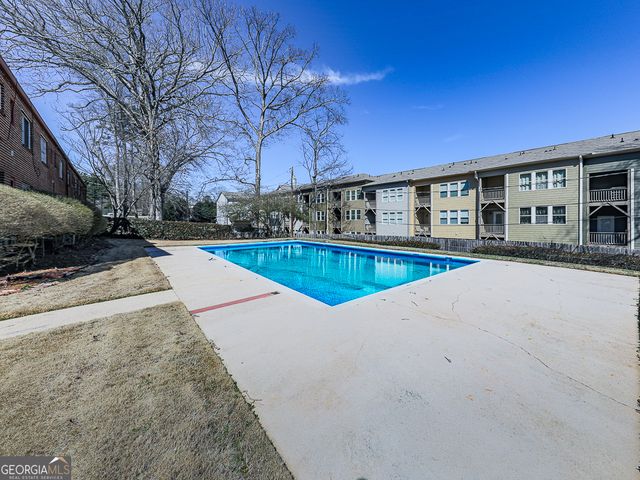 2425 Lawrenceville Highway, Decatur, GA 30033