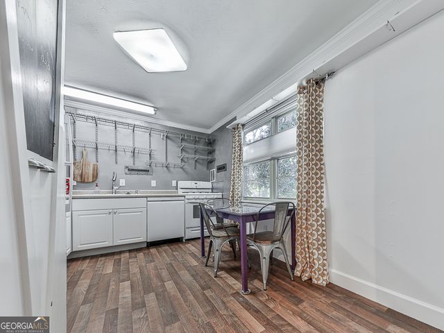 2425 Lawrenceville Highway, Decatur, GA 30033