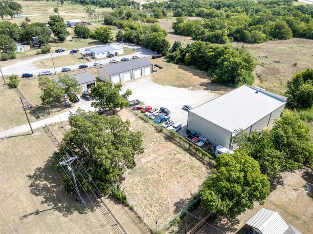 15602 State HWY 160, Blue Ridge, TX 75424