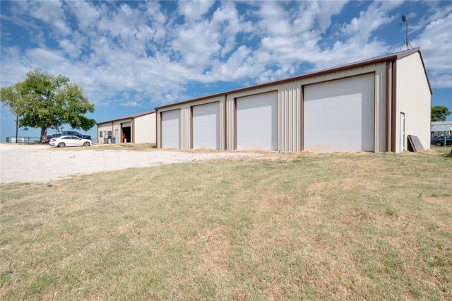 15602 State HWY 160, Blue Ridge, TX 75424