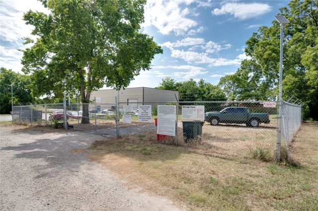 15602 State HWY 160, Blue Ridge, TX 75424