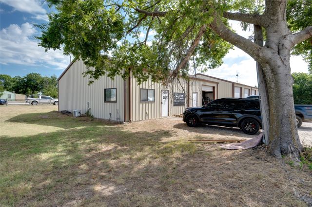 15602 State HWY 160, Blue Ridge, TX 75424