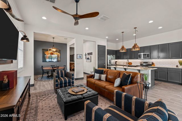 4254 Sawbuck Way, Wickenburg, AZ 85390