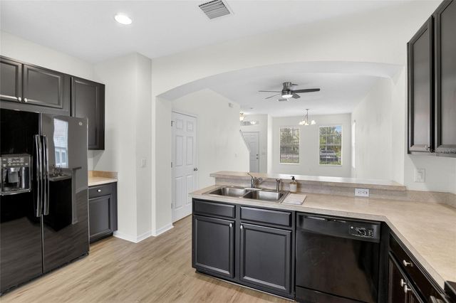 8821 WALNUT GABLE CT, Riverview, FL 33578