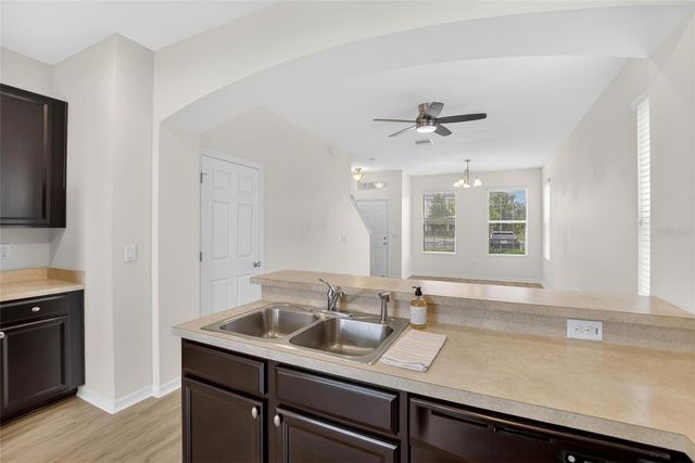 8821 WALNUT GABLE CT, Riverview, FL 33578