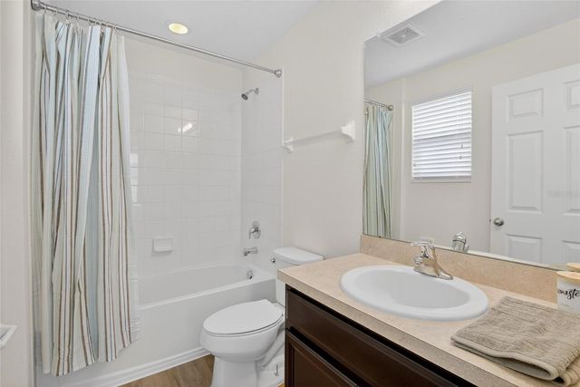 8821 WALNUT GABLE CT, Riverview, FL 33578