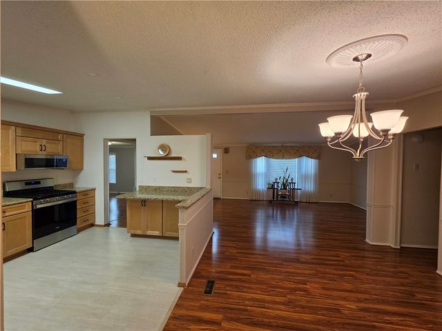 405 Vista Ln, Murrysville, PA 15668