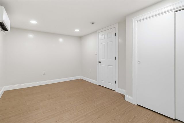 123 Pine Hill Cir, Waltham, MA 02451