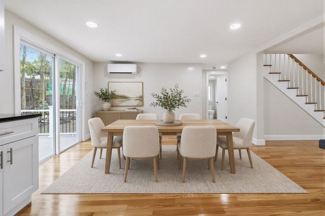 123 Pine Hill Cir, Waltham, MA 02451