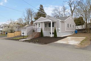 123 Pine Hill Cir, Waltham, MA 02451