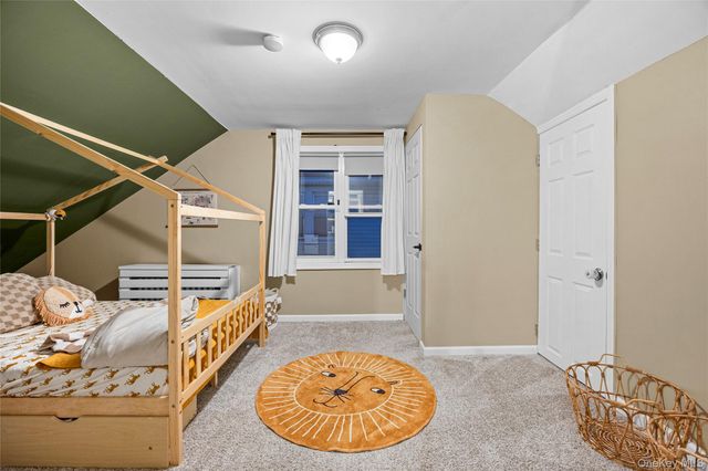 251 Forest Avenue, Lynbrook, NY 11563