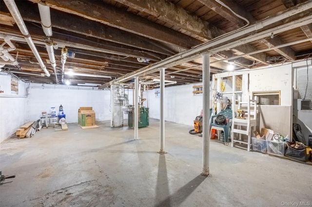 251 Forest Avenue, Lynbrook, NY 11563