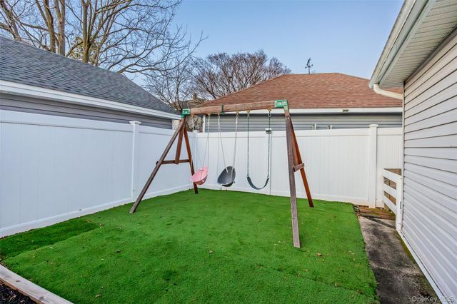 251 Forest Avenue, Lynbrook, NY 11563