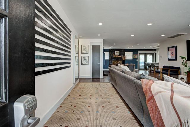 6137 N Drexel Boulevard, Oklahoma City, OK 73112