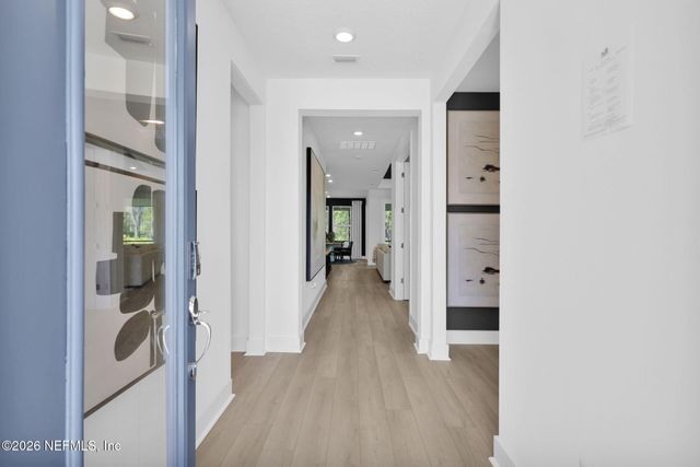 324 FISHTAIL Place, Palm Coast, FL 32164