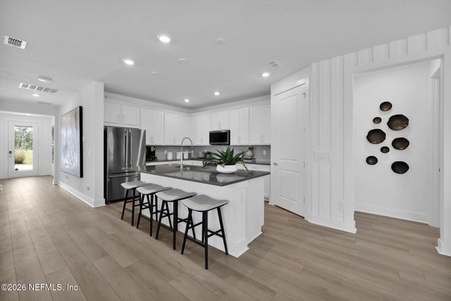 324 FISHTAIL Place, Palm Coast, FL 32164