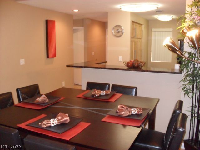 260 East FLAMINGO Road 114, Las Vegas, NV 89169
