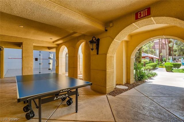 260 East FLAMINGO Road 114, Las Vegas, NV 89169