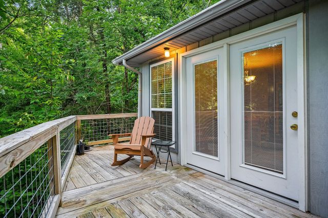 1385 Lakeside Dr, Smithville, TN 37166