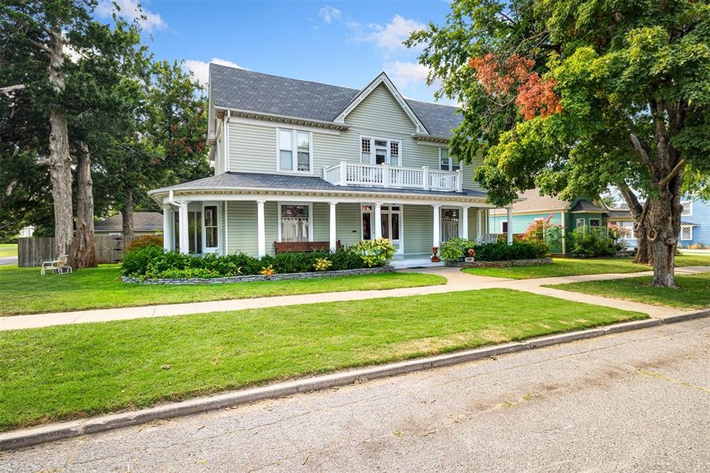 516 S Macomb Avenue, El Reno, OK 73036