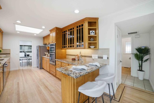 2853 Sycamore Way, Santa Clara, CA 95051