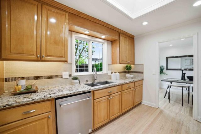 2853 Sycamore Way, Santa Clara, CA 95051