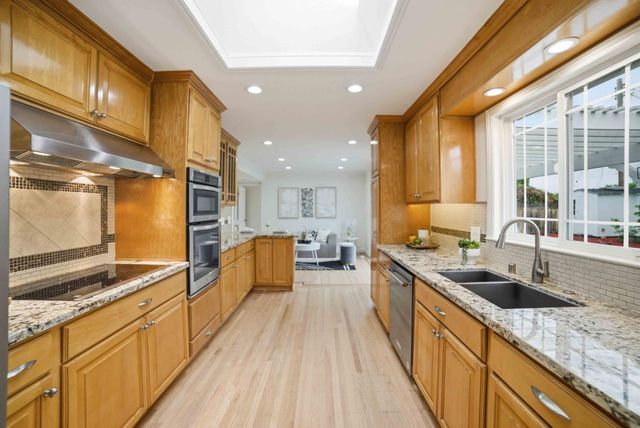 2853 Sycamore Way, Santa Clara, CA 95051