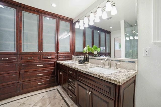 2853 Sycamore Way, Santa Clara, CA 95051