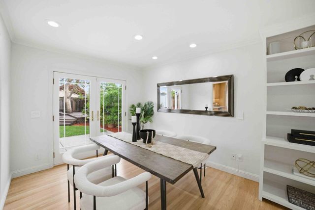 2853 Sycamore Way, Santa Clara, CA 95051