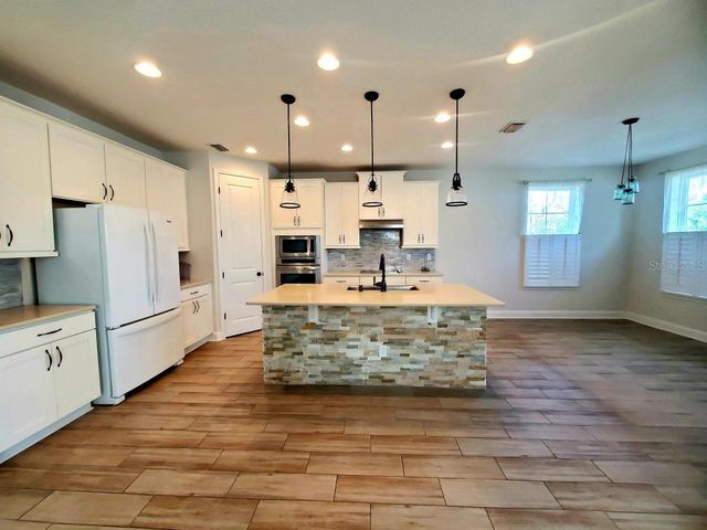 37 SANDY BEACH WAY, Palm Coast, FL 32137