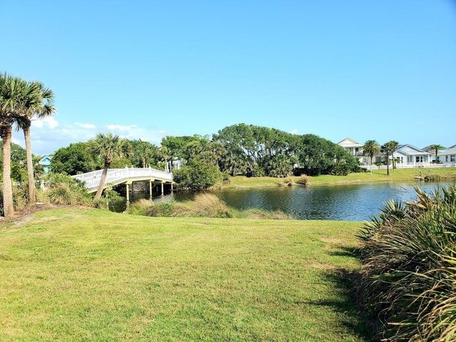 37 SANDY BEACH WAY, Palm Coast, FL 32137