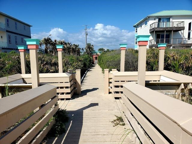 37 SANDY BEACH WAY, Palm Coast, FL 32137