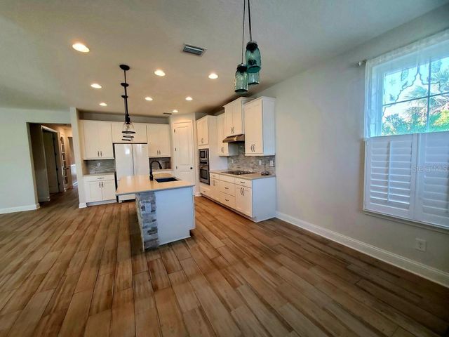 37 SANDY BEACH WAY, Palm Coast, FL 32137