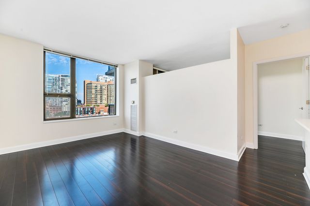 501 N Clinton Street 901, Chicago, IL 60654