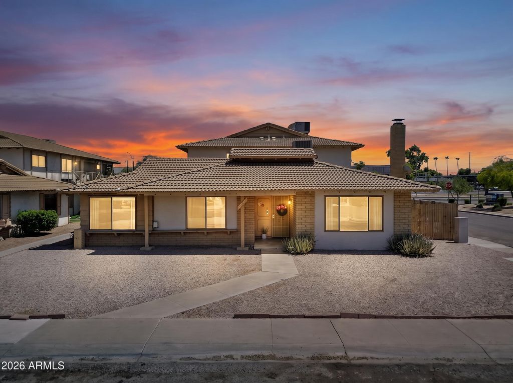 4401 N 53RD Lane, Phoenix, AZ 85031 — exterior