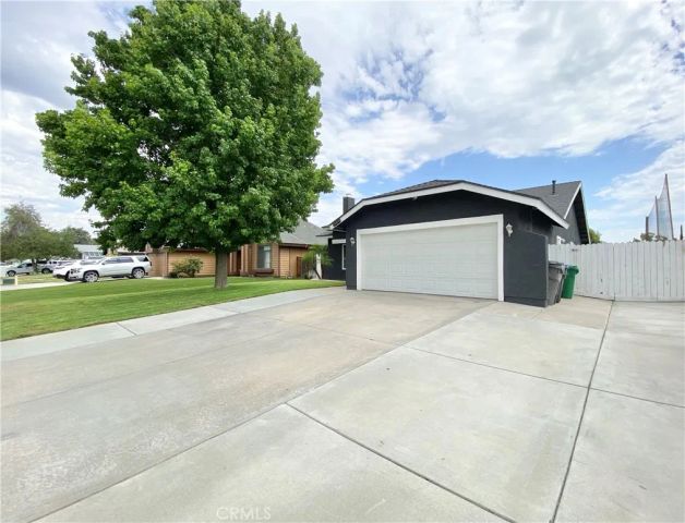 25899 Casa Fantastico Drive, Moreno Valley, CA 92551